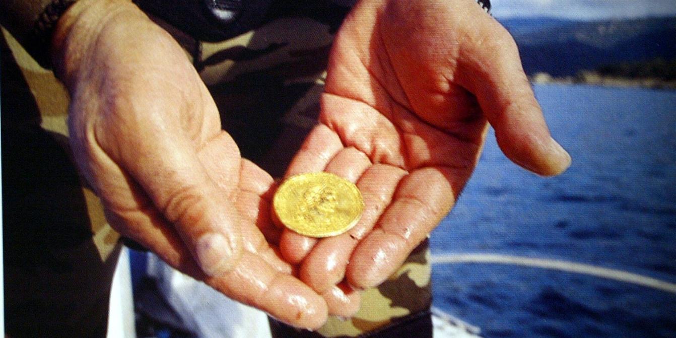 Les voleurs d’un trésor celtique de 483 pièces en or : une condamnation exemplaire mais un drame culturel irréparable