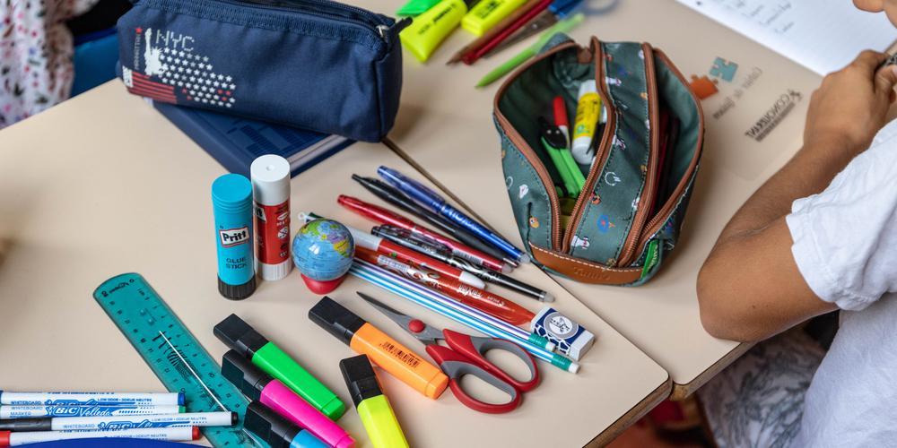 Une distribution de fournitures scolaires organisée par des dealers interdite à Orange