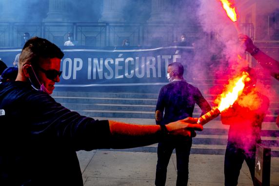 Lyon : des militants identitaires provoquent une crise dans le code de la route